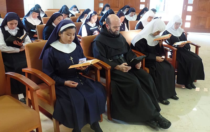 The Augustinian Recollect Nuns Of The Federation Of Mexico Take A ...