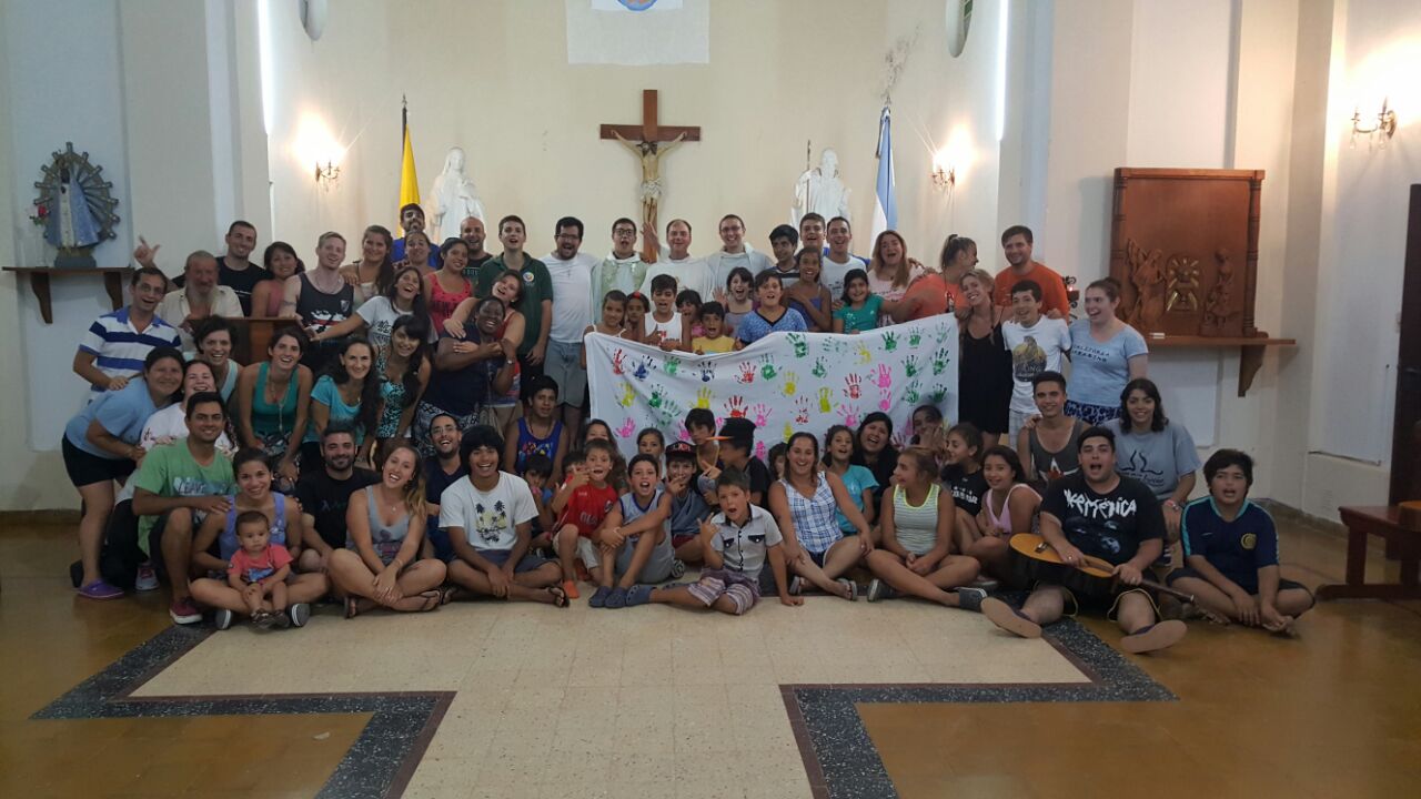 Los jóvenes agustinos recoletos (JAR) de misión en Argentina