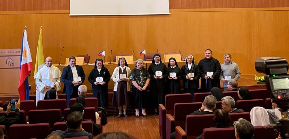 Gifted to Give: ARCORES President Jaazeal Jakosalem OAR receives award in Rome